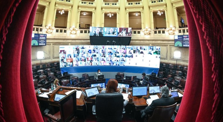 El Gobierno negocia voto a voto la ley de interrupción voluntaria del embarazo