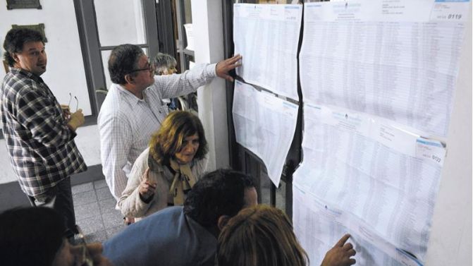 Partidos políticos deberán sumar afiliados para no desaparecer