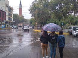 Domingo caluroso y con probabilidades de lluvia