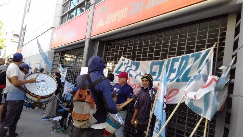 Luz y Fuerza va al paro por dos días y se afecta el trabajo en Energía San Juan