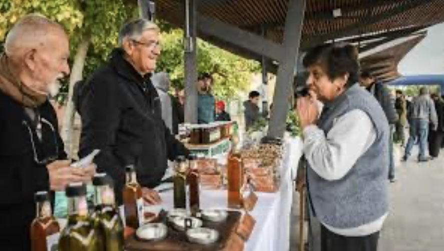 Más de 100 feriantes serán parte de una nueva edición de la Feria Agroproductiva