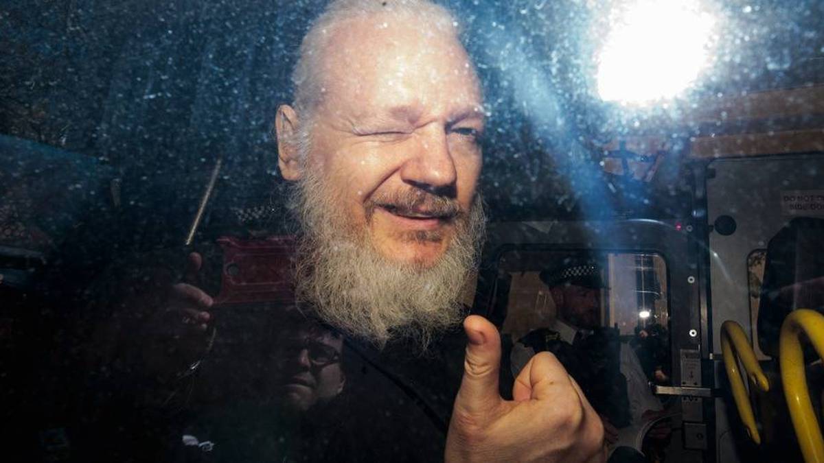 Julian Assange encontró asilo político en México