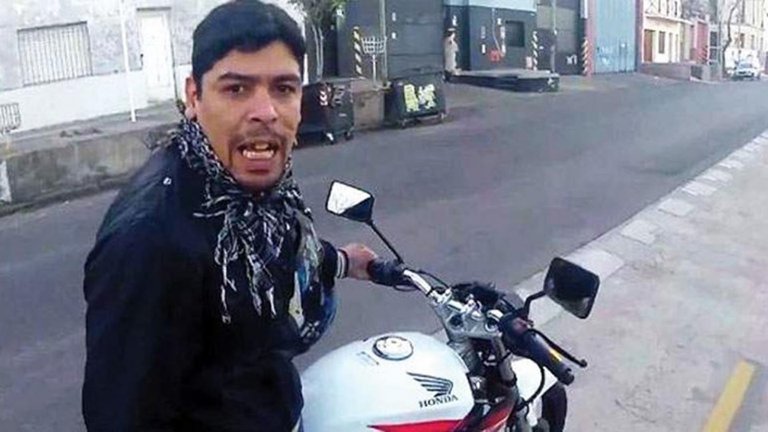 Detuvieron otra vez al motochorro mas famoso del país: le pegó a su mujer