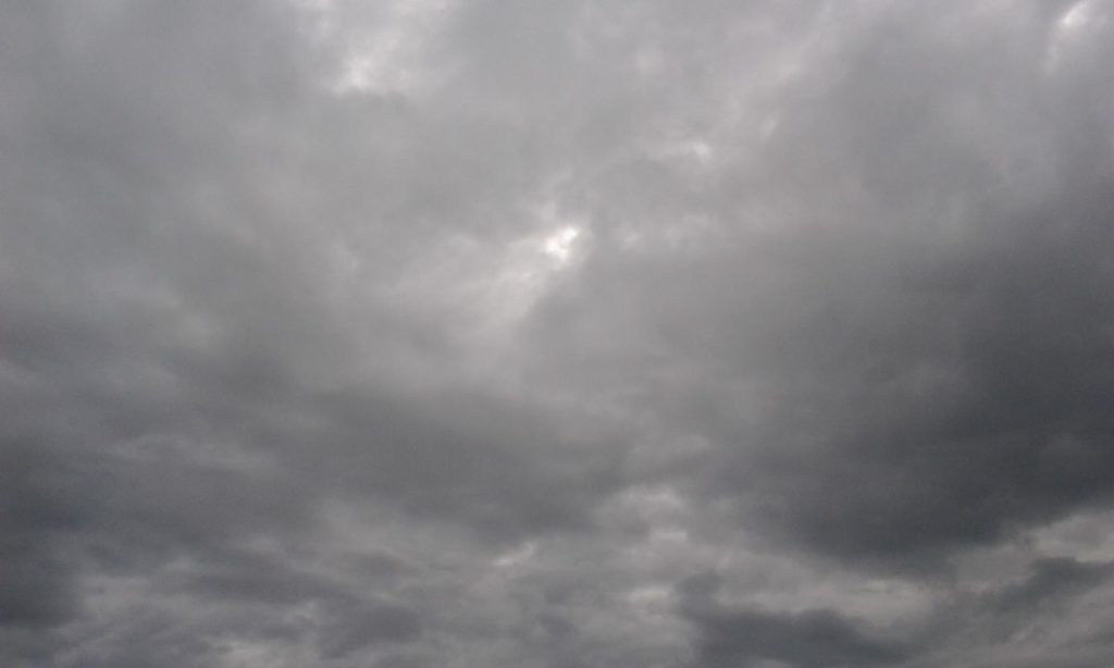 La máxima no superará los 31 y se prevé tormentas aisladas