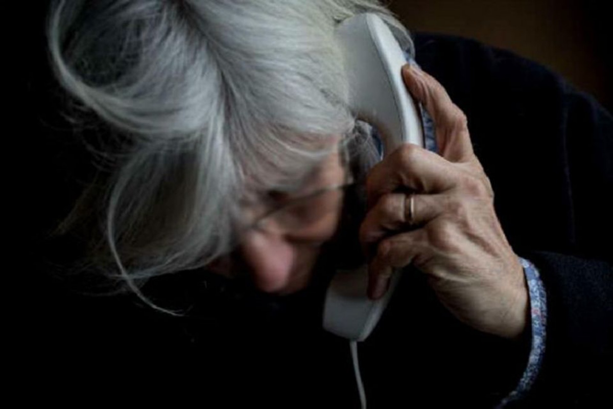 Continúan las estafas telefónicas usando como excusa la cuarta dosis contra el coronavirus