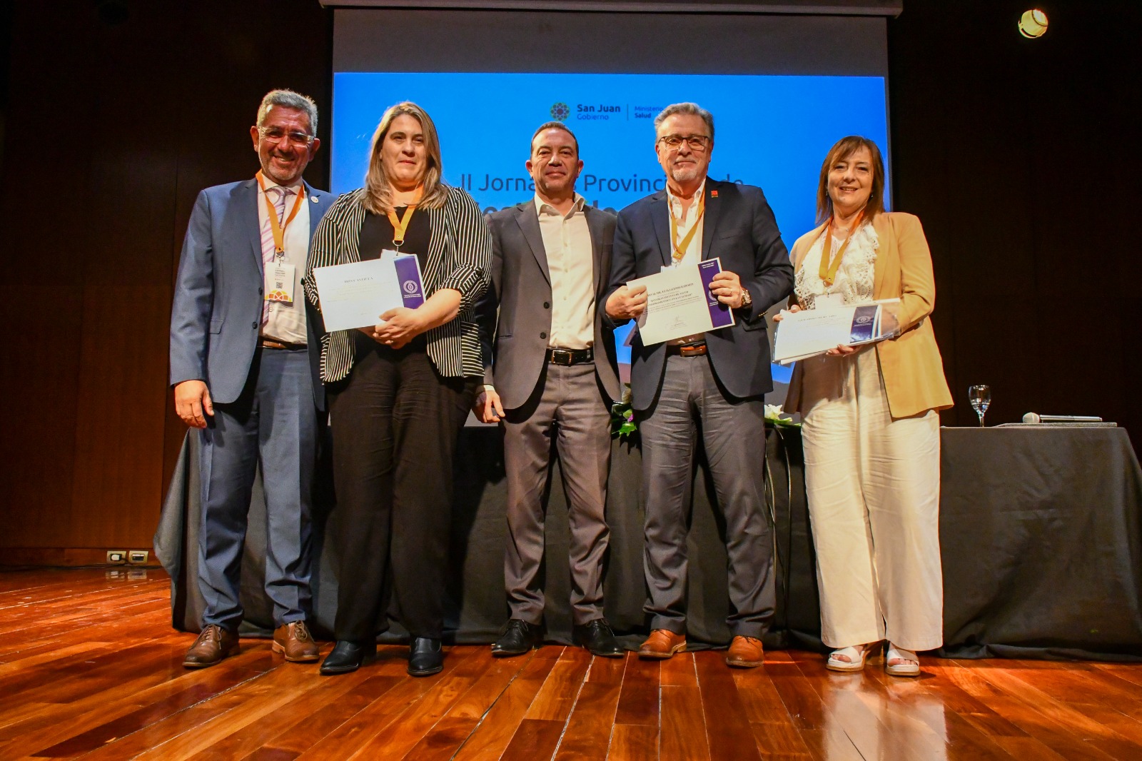 Cuatro hospitales provinciales fueron reconocidos como ?Establecimiento de salud comprometido con la calidad?