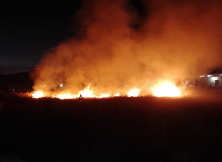 Albardón: impactante incendio alerta a los vecinos
