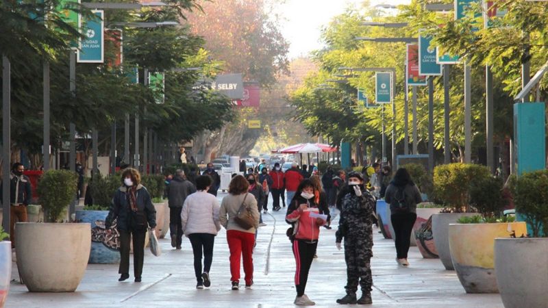Como todos los años, vuelve el debate por el horario corrido del comercio