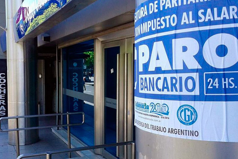 Los bancarios quieren mas plata y paran la semana que viene