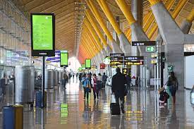 España impondrá cuarentena obligatoria para viajeros argentinos para evitar restricciones aéreas
