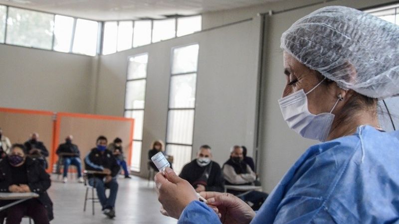 ¡Sanjuaninos a no relajarse! es bajo el número de personas que se coloca refuerzos de la vacuna Covid