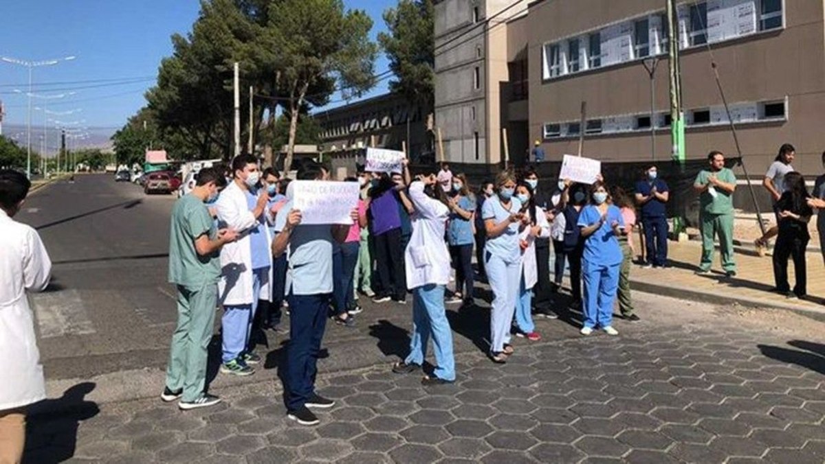 Corte de calles: Los médicos salieron a protestar hoy