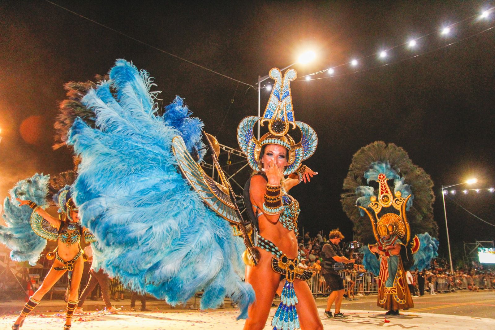 Más de 15.000 personas presentes en la primera noche del Carnaval de Chimbas 