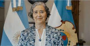 La Ministra de Educación le pidió a los docentes que abran las Escuelas y vuelvan a las aulas 