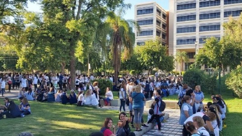 Educación presiona con no liquidar sueldos si no se informa de los docentes que paran
