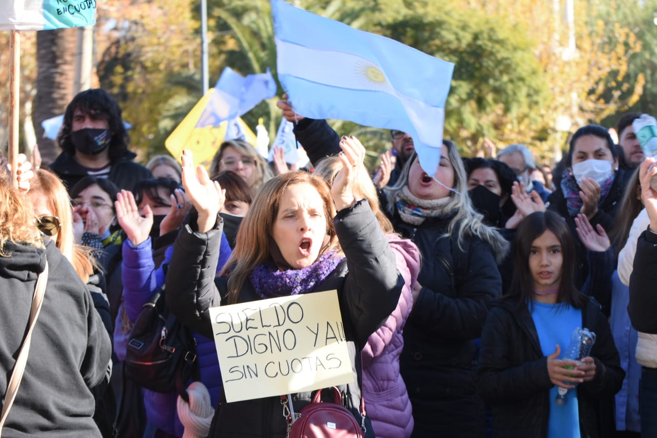 Terminaron los paros: autoconvocados vuelven a las aulas con el 40% de una sola vez