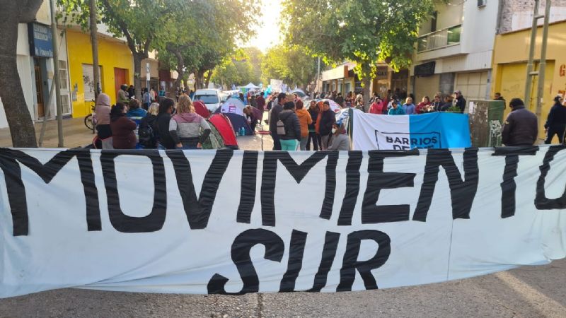 Acampan reclamando promesas y derechos incumplidos
