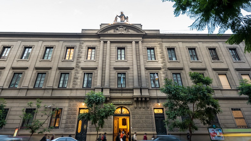 Después de 20 años, denunciaron abusos sexuales en un colegio jesuita