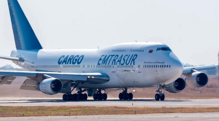 Polémica por un avión en Ezeiza que no se identificó y nadie reconoce como propio