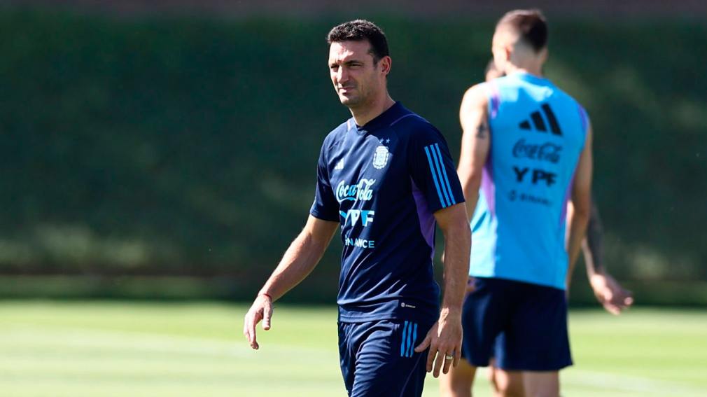 Scaloni se la juega con cinco cambios sin confirmar para mañana