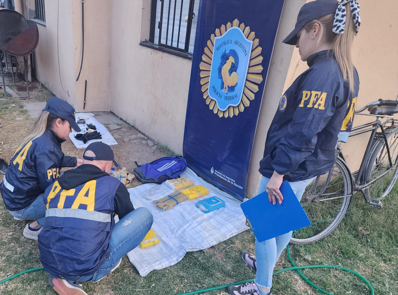 Desbaratan banda narco en San Juan