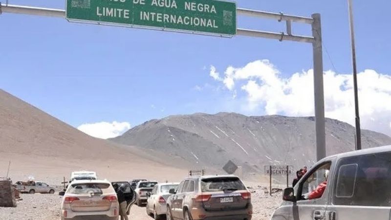 Chile habilitó sus pasos fronterizos y permitirá el ingreso de argentinos con requisitos 