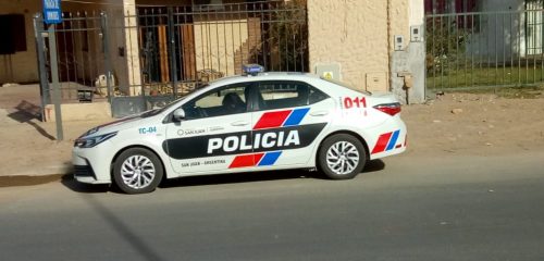 Un menor robó un lavarropa y quiso escapar por el techo, lo atraparon