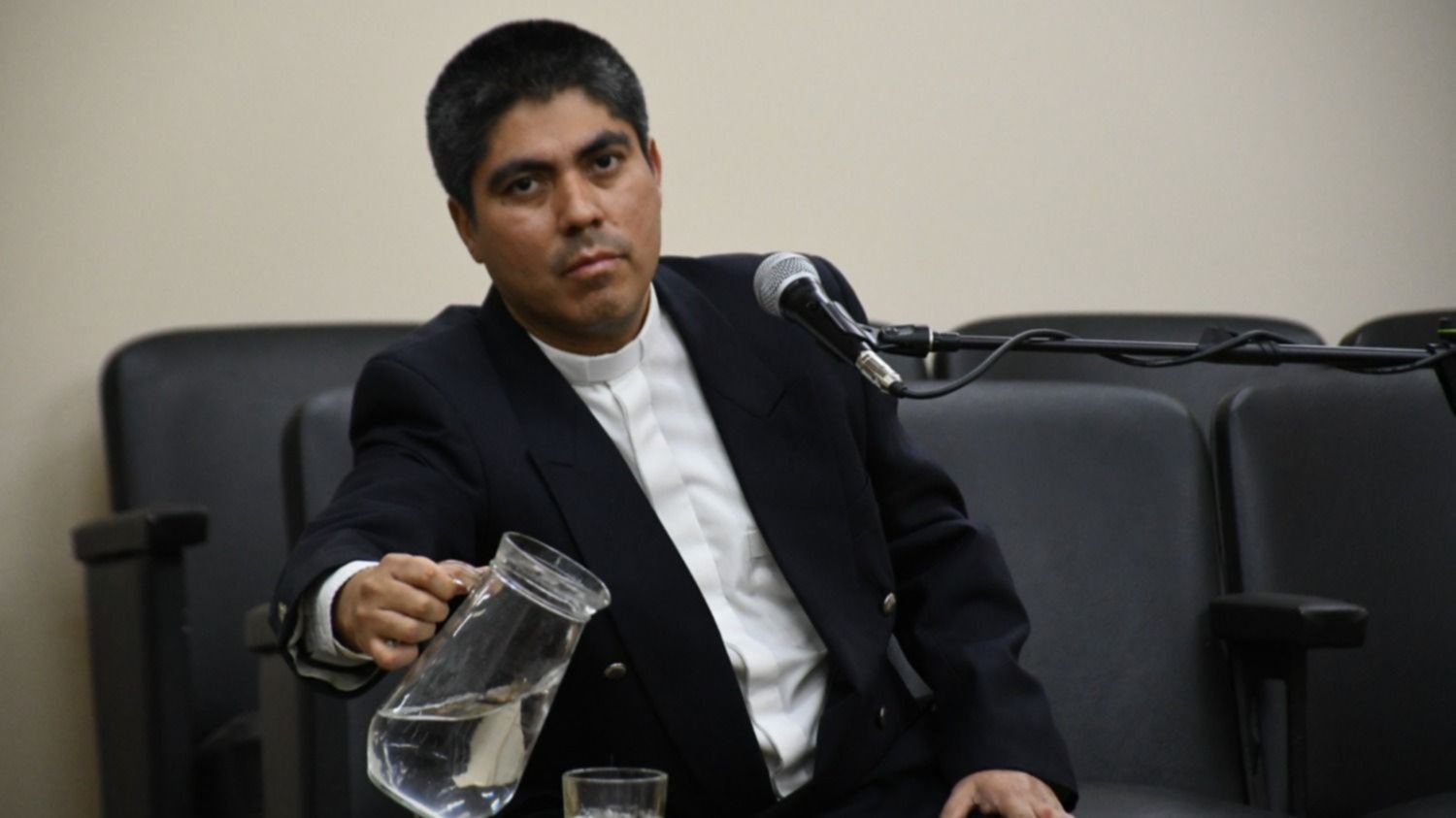 Cura Juzgado por abuso: "esto lo hicieron para tapar los abusos de otra persona"