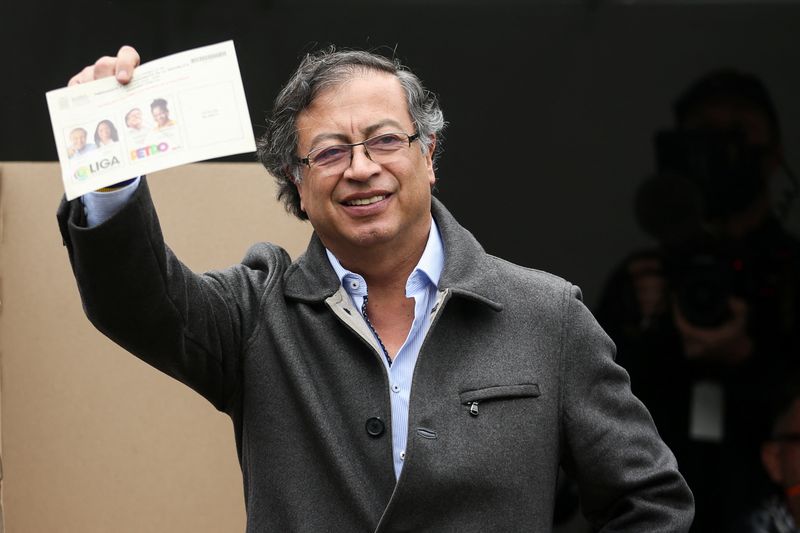 Gustavo Petro es el nuevo presidente de Colombia: un exguerillero que llegó al poder en su tercer intento