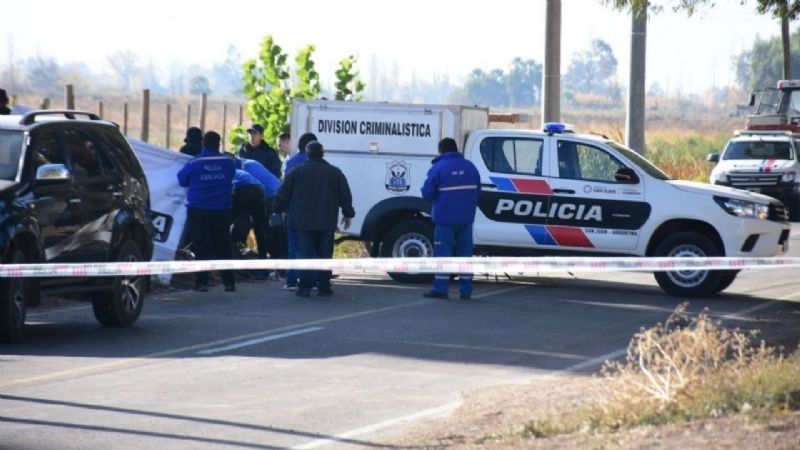Una joven ciclista fue atropellada por un camión y falleció