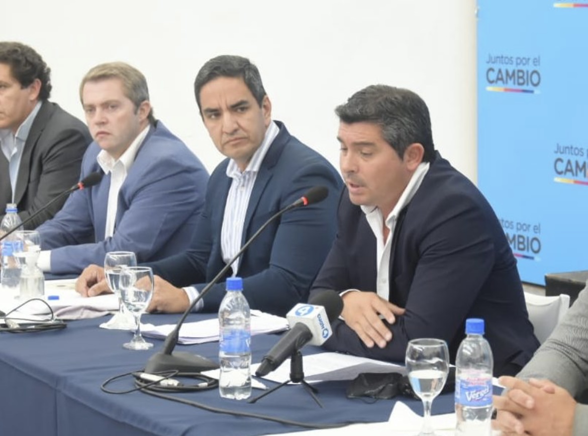 La oposición denunció campaña sucia y de desprestigio 