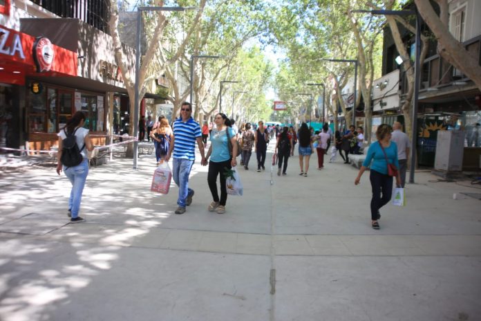 Por el temor al después de las elecciones, varios sectores congelan sus operaciones en San Juan