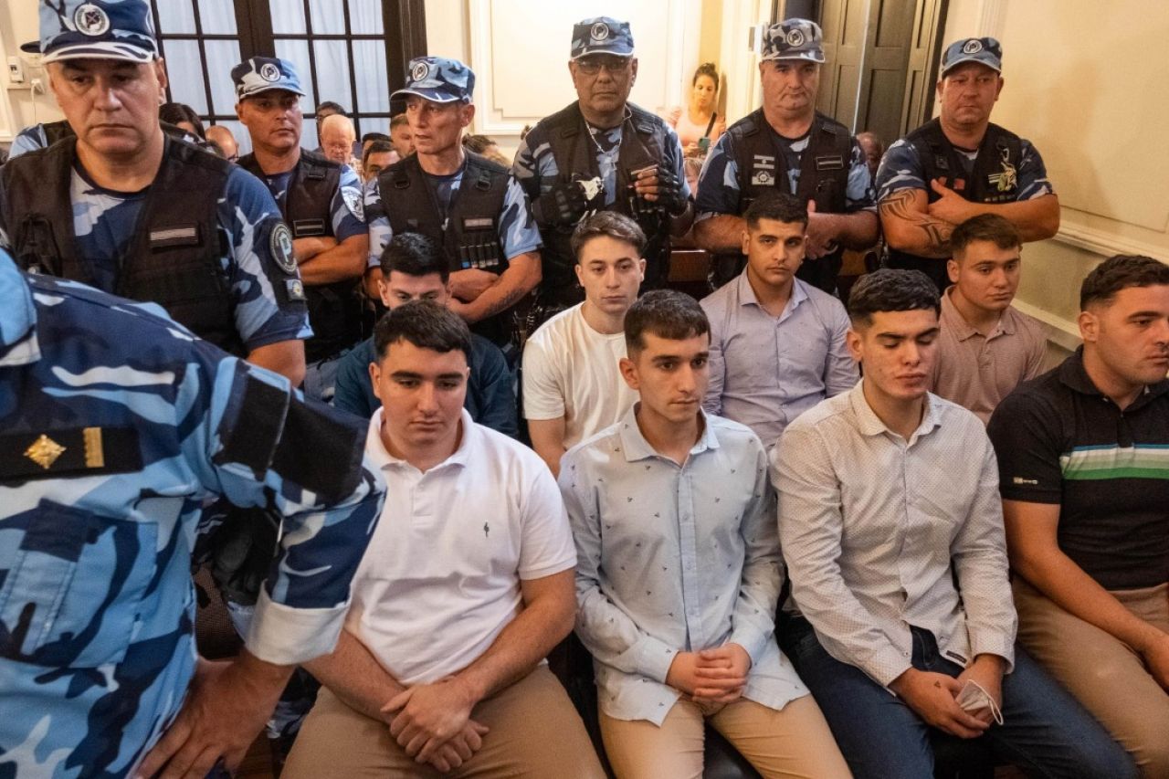 Los rugbiers recibieron la última visita de sus familiares previo al veredicto