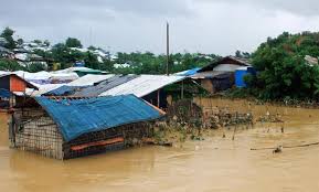 Hay dos millones de personas aisladas por las inundaciones en Bangladesh