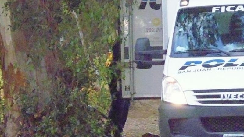 Un ciclista falleció en el acto al ser embestido por un auto