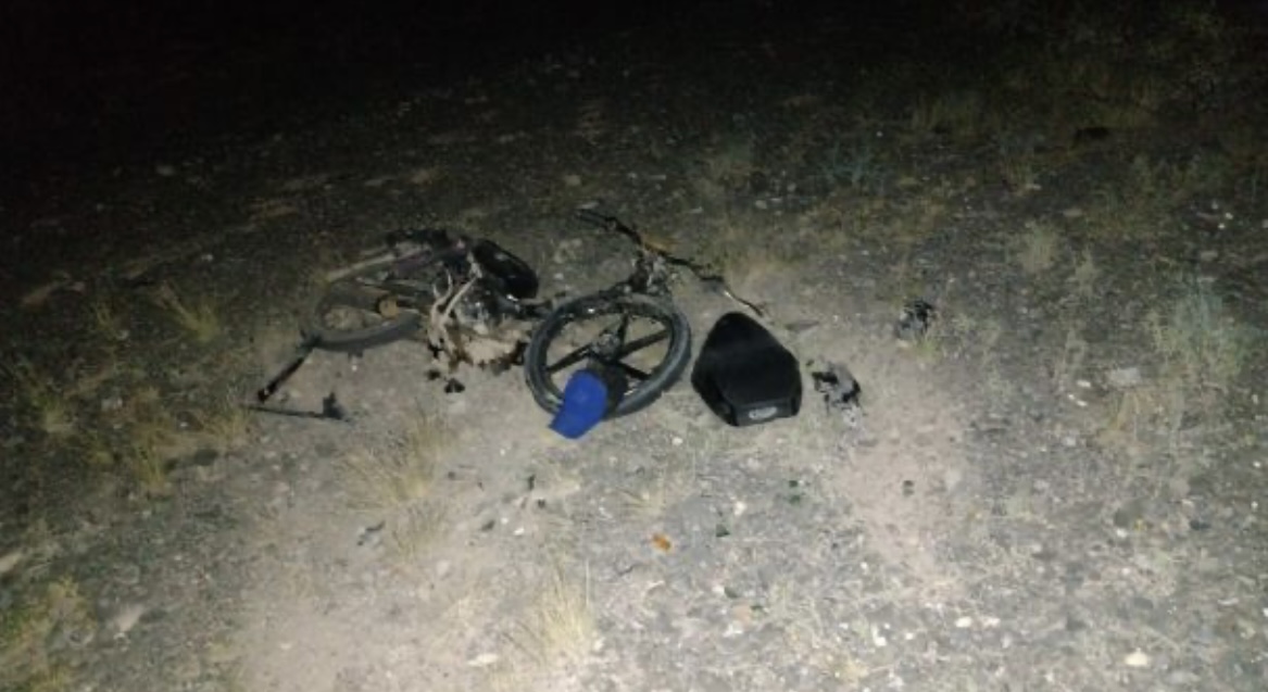 Otra muerte por un siniestro vial: un motociclista perdió la vida tras chocar contra un auto 