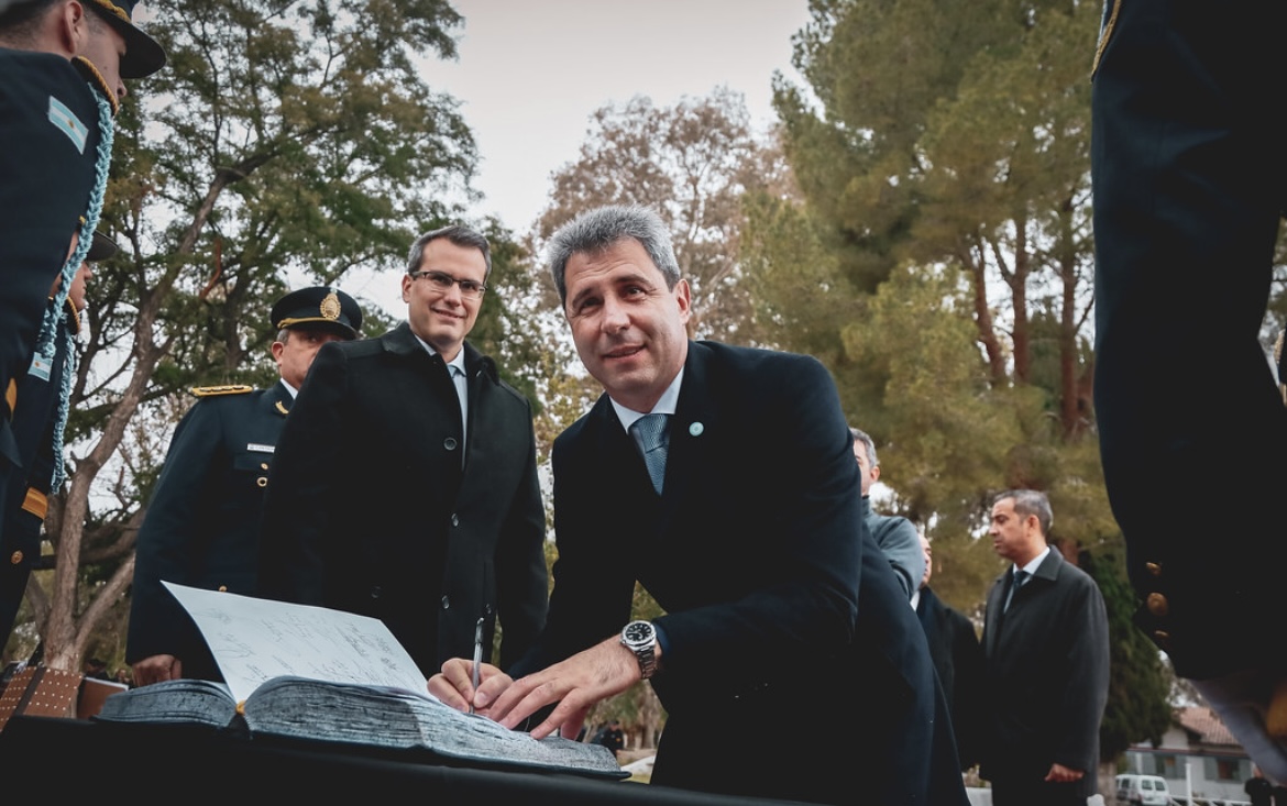 Uñac habló sobre su futuro político 