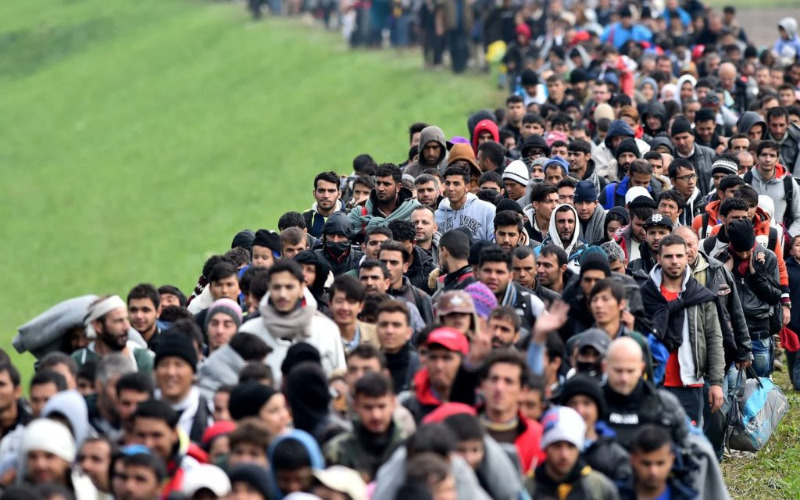El número de personas refugiadas en el mundo alcanzó los 100 millones