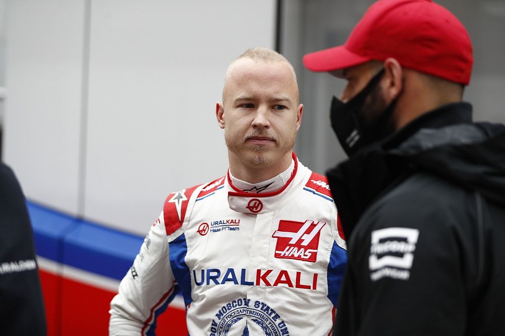 La escuderÃa Haas echó al piloto ruso Nikita Mazepin por la guerra en Ucrania