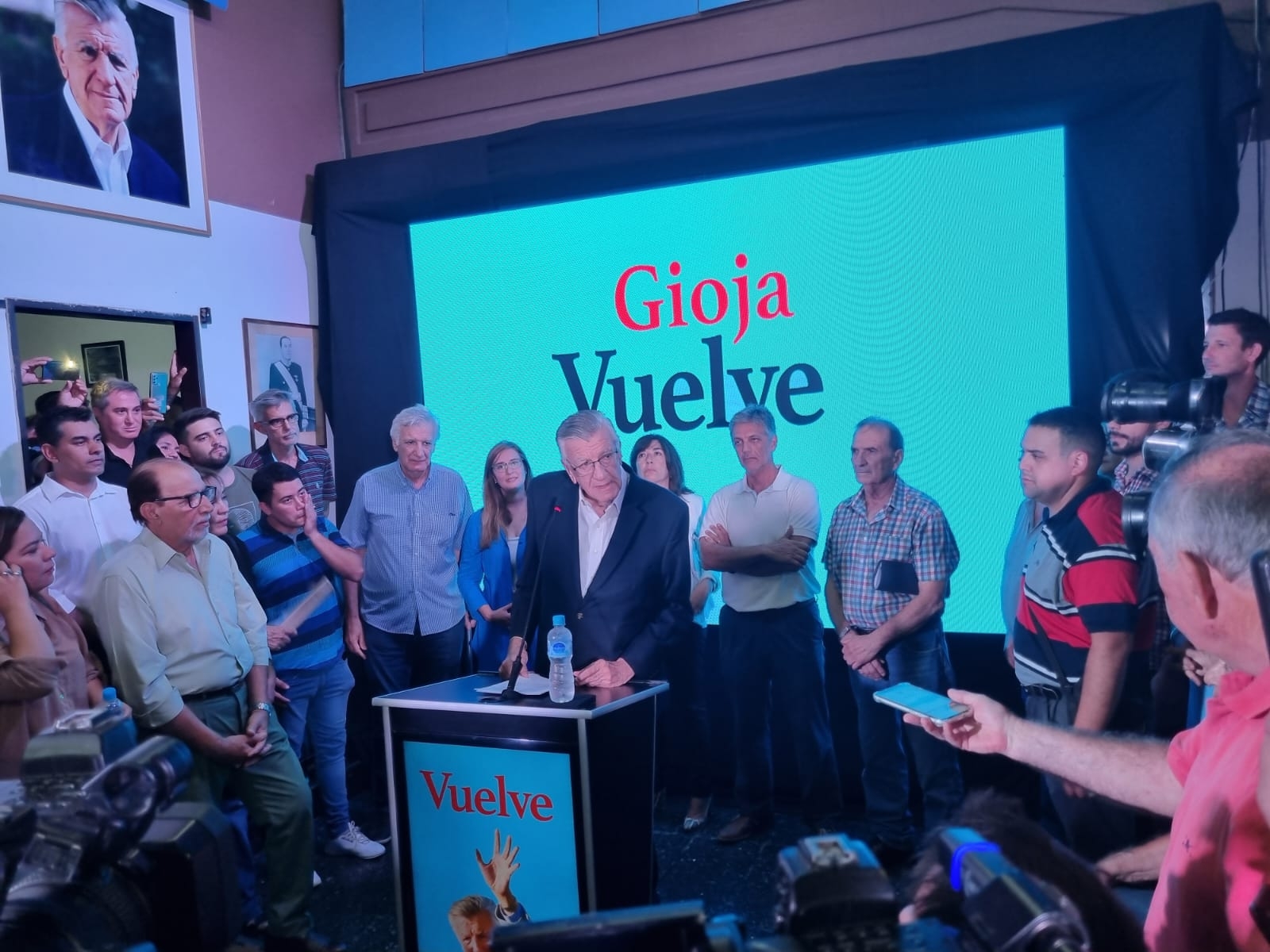 Gioja oficializó su candidatura a gobernador