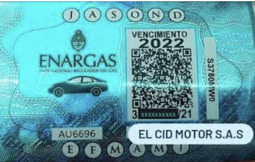 Fabricaba y vendía obleas de GCN truchas y fue detenido 