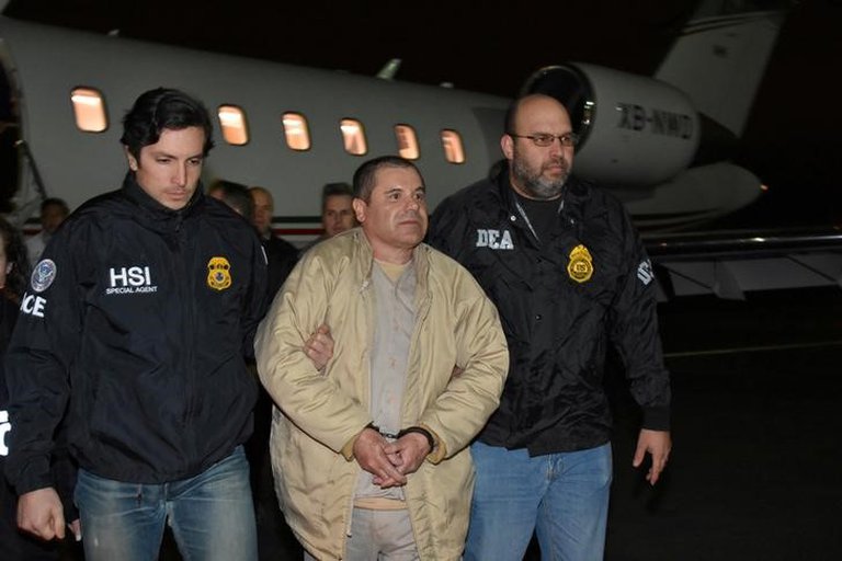 Insólito: mirá los lujos que tenía el Chapo Guzmán en prisión