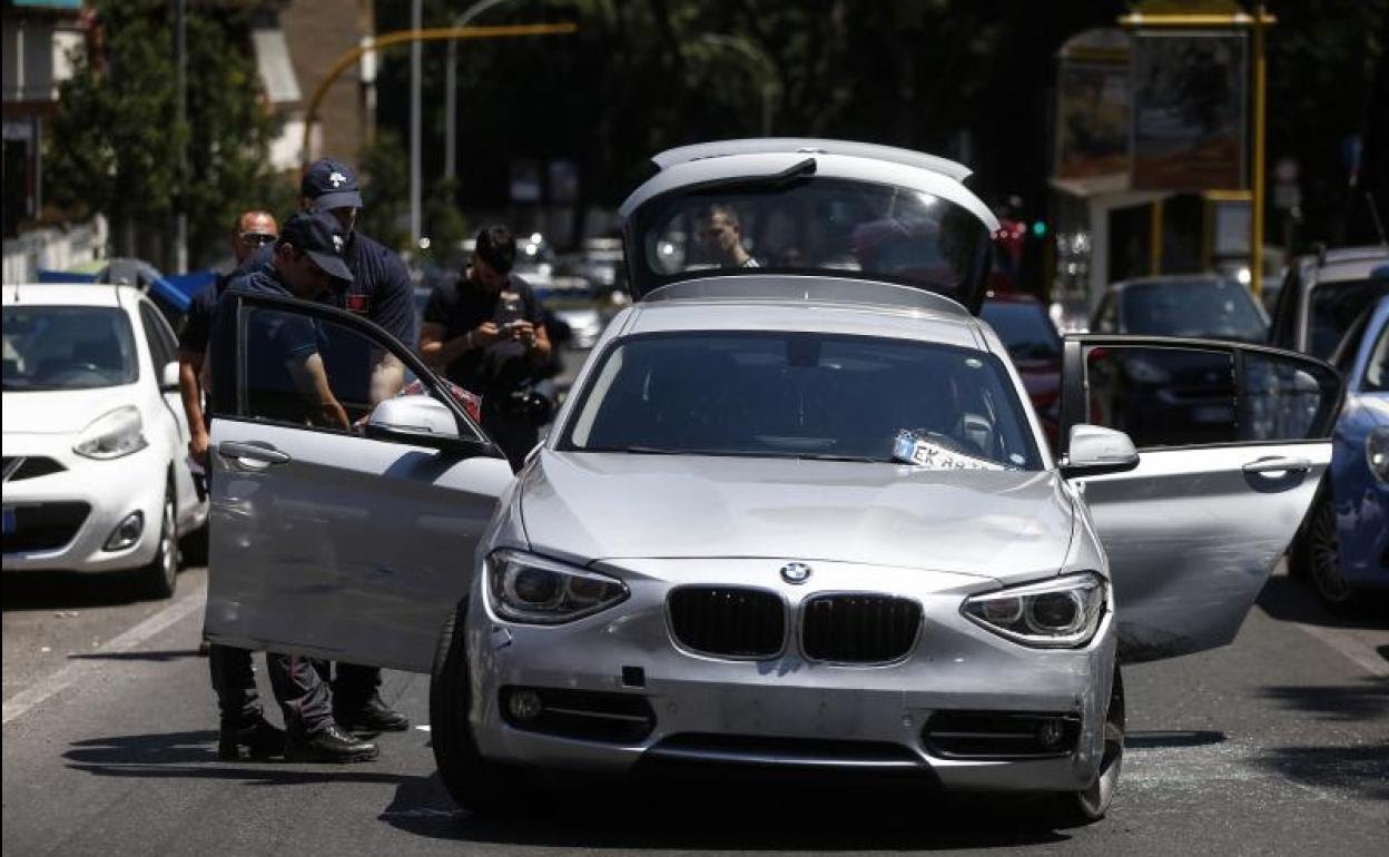 Un vehículo se saltó un control en el Vaticano y arrolló a dos policías