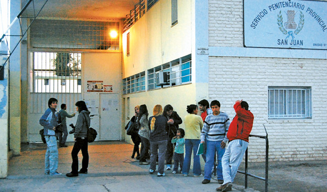 Quiso ingresar con droga al Penal escondida en el ano