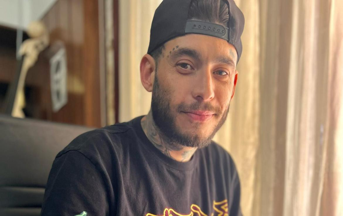 Para recuperarse de salud, Ulises Bueno se retira de la música