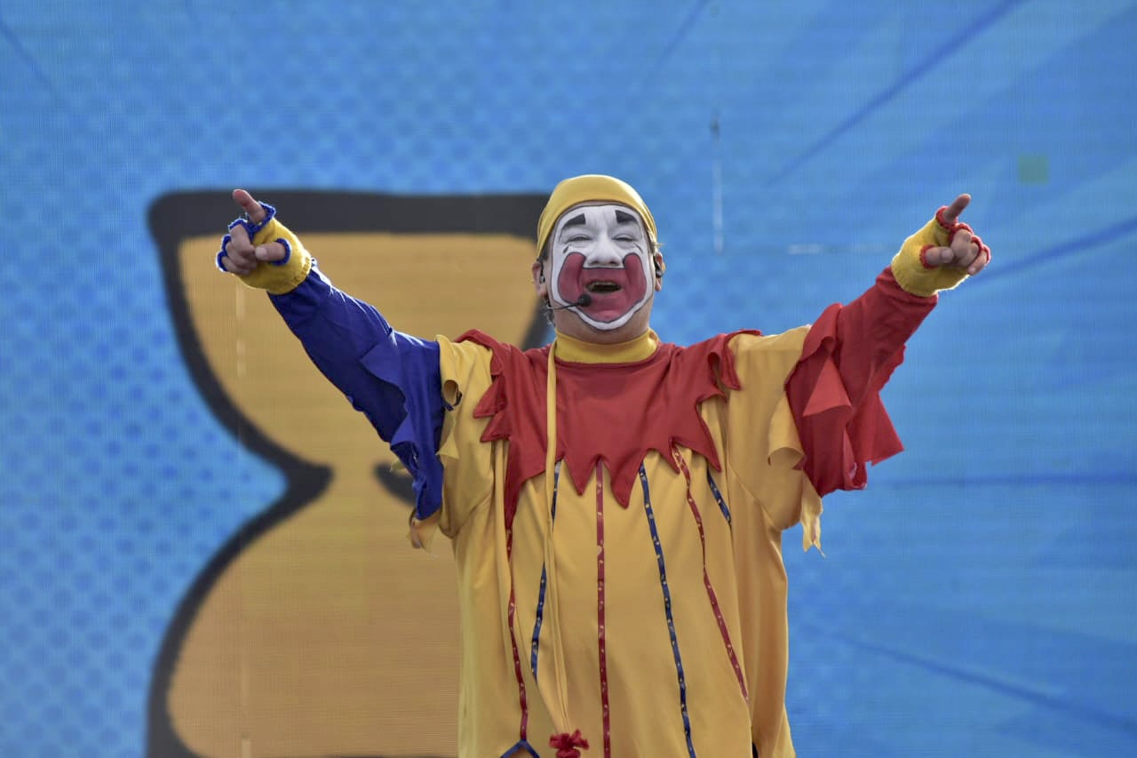 Más de 30.000 personas bailaron con Piñon Fijo en Chimbas 