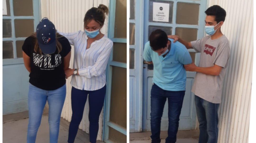 Atacaron a una mujer en la parada del colectivo para robarle