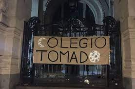 El Centro de Estudiantes del Colegio Nacional de Buenos Aires tomó la institución