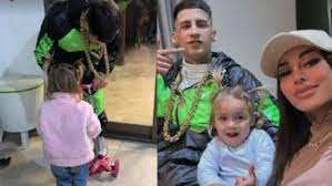 Así fue el reencuentro de L-Gante con su hija Jamaica y Tamara Báez