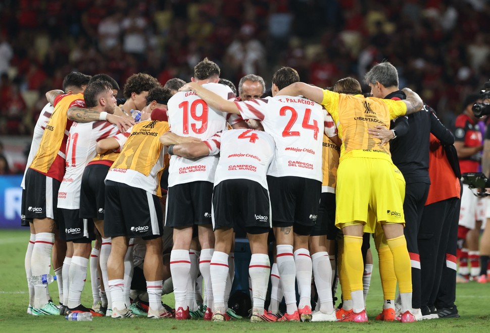 Estudiantes jugará la final de la Libertadores: aseguró millones y va por un premio histórico